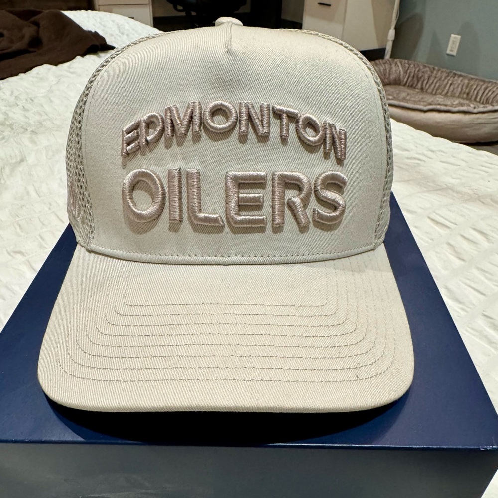 Edmonton Oilers Cream/Beige Hat